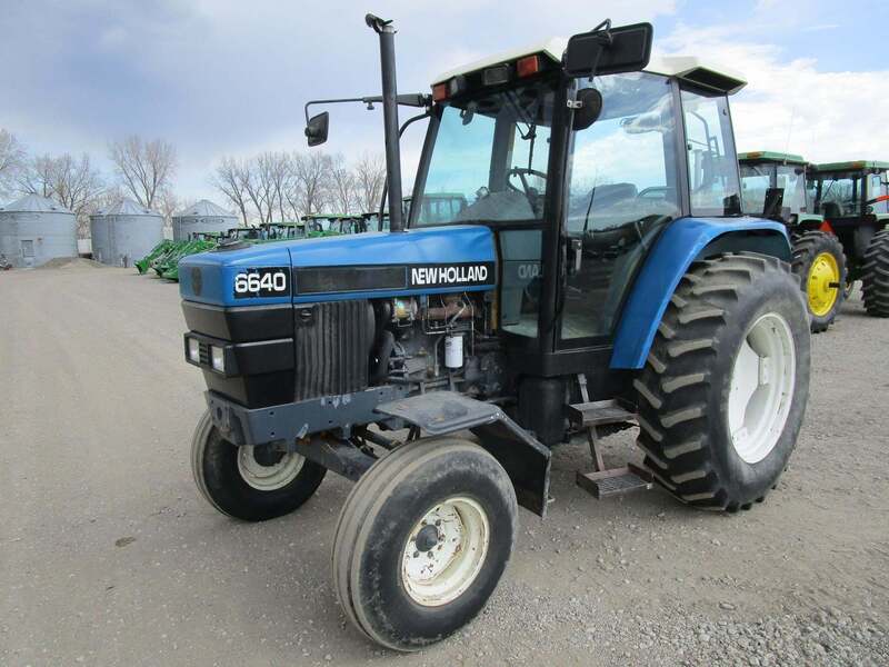 1996 New Holland 6640
