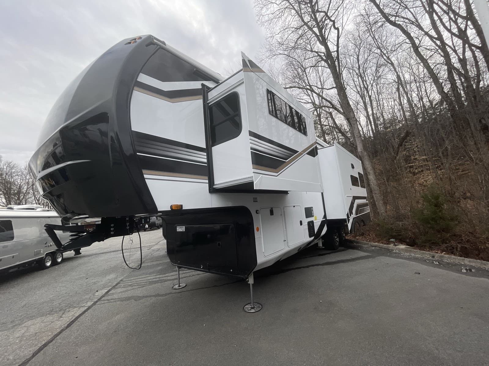 2026 Heartland Bighorn 31RL