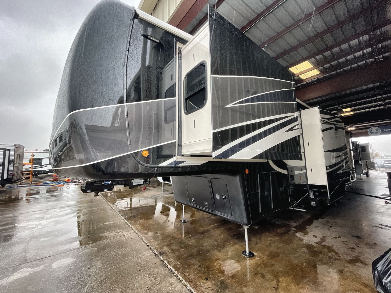 2021 DRV Full House LX455