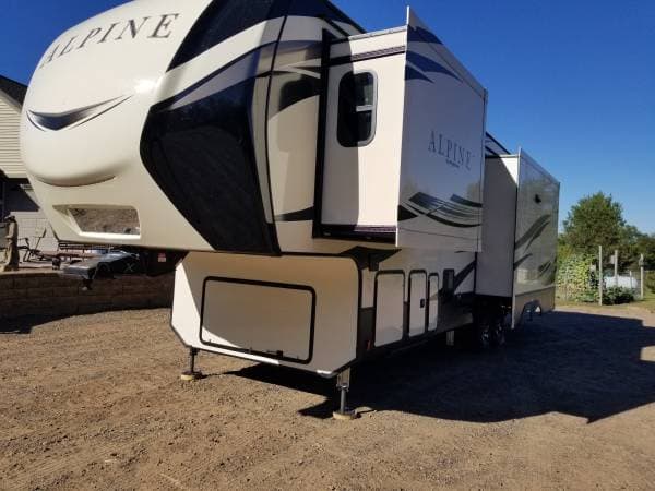 2020 Keystone Alpine