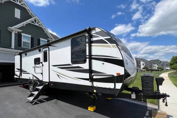 null Keystone Very good shape 21'  Outback