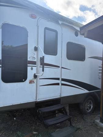 2012 Unknown 🏕️  KEYO 32'