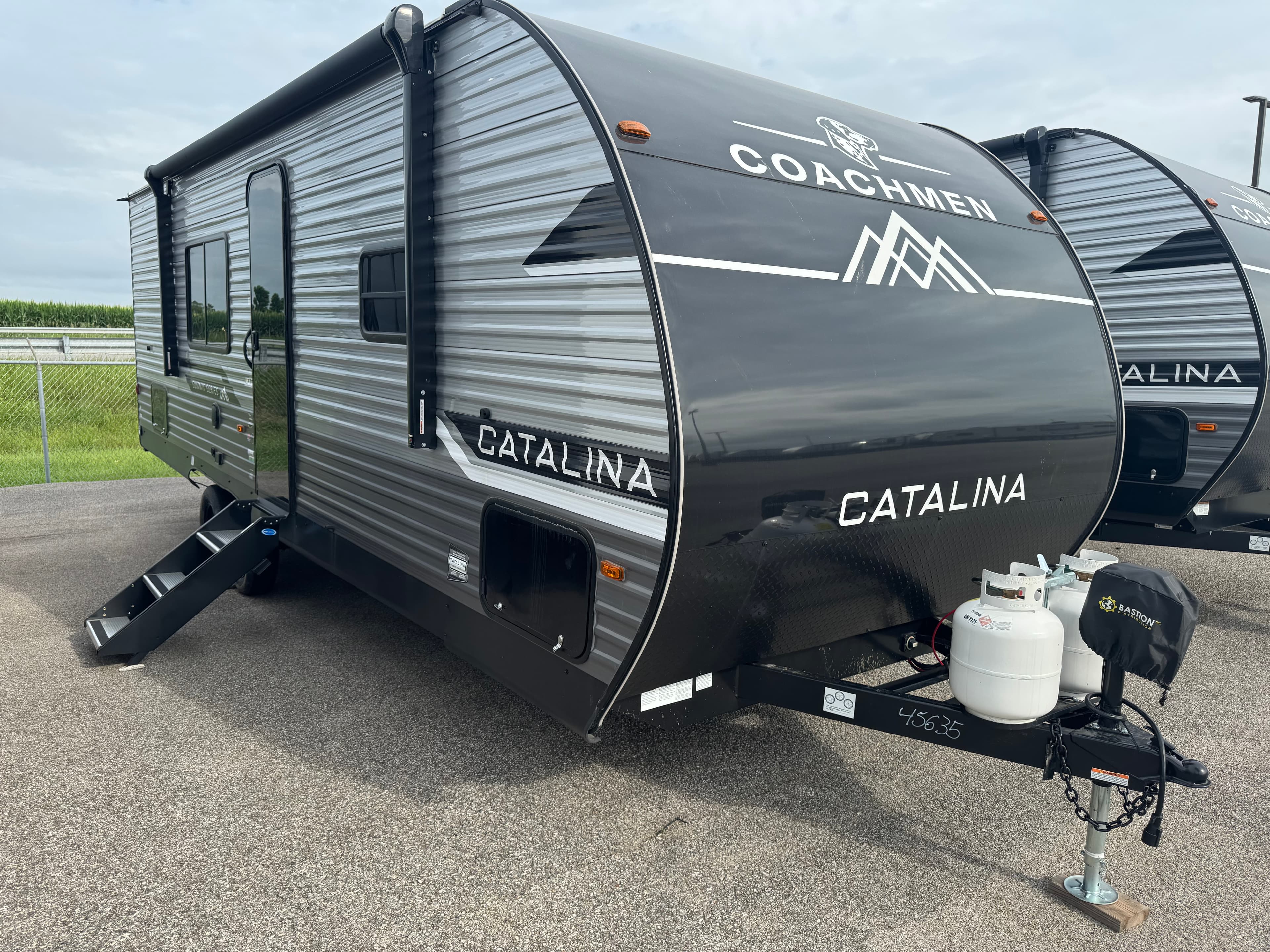 2026 Coachmen CATALINA SUMMIT 261BH