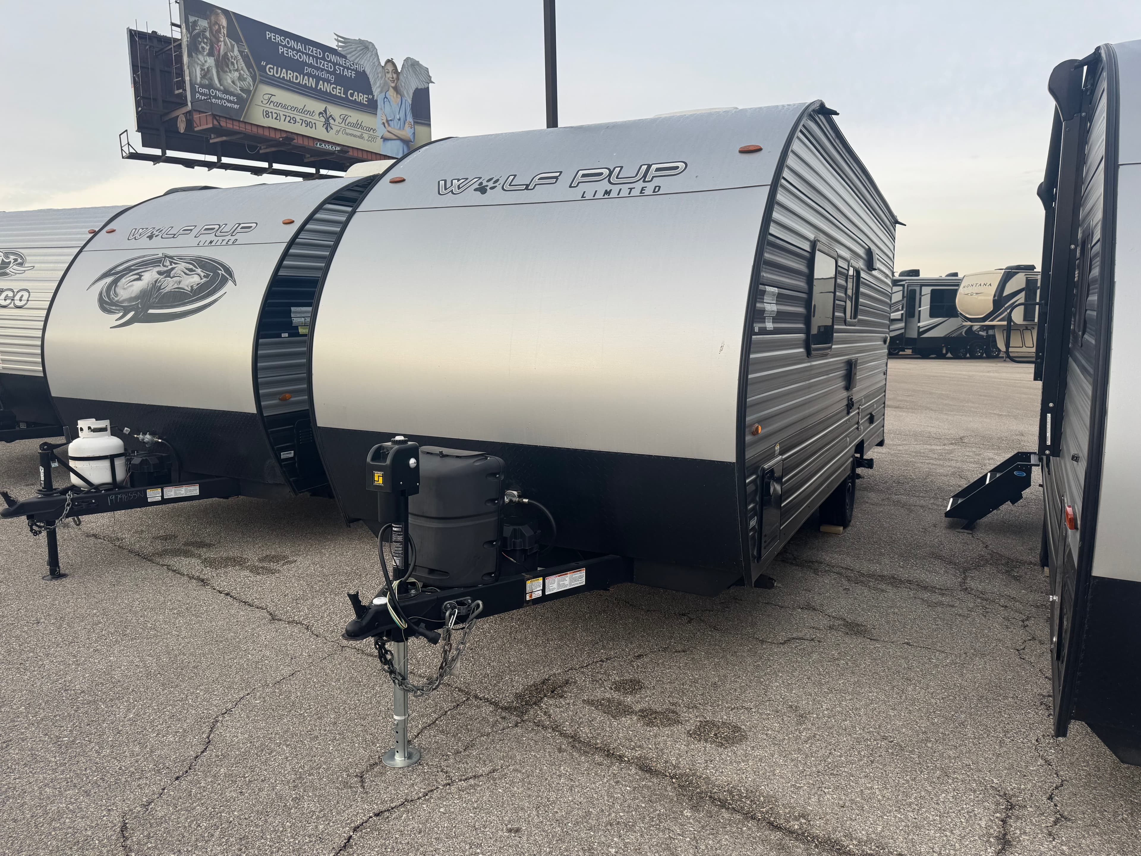 2022 Forest River CHEROKEE WOLF PUP 16FQ