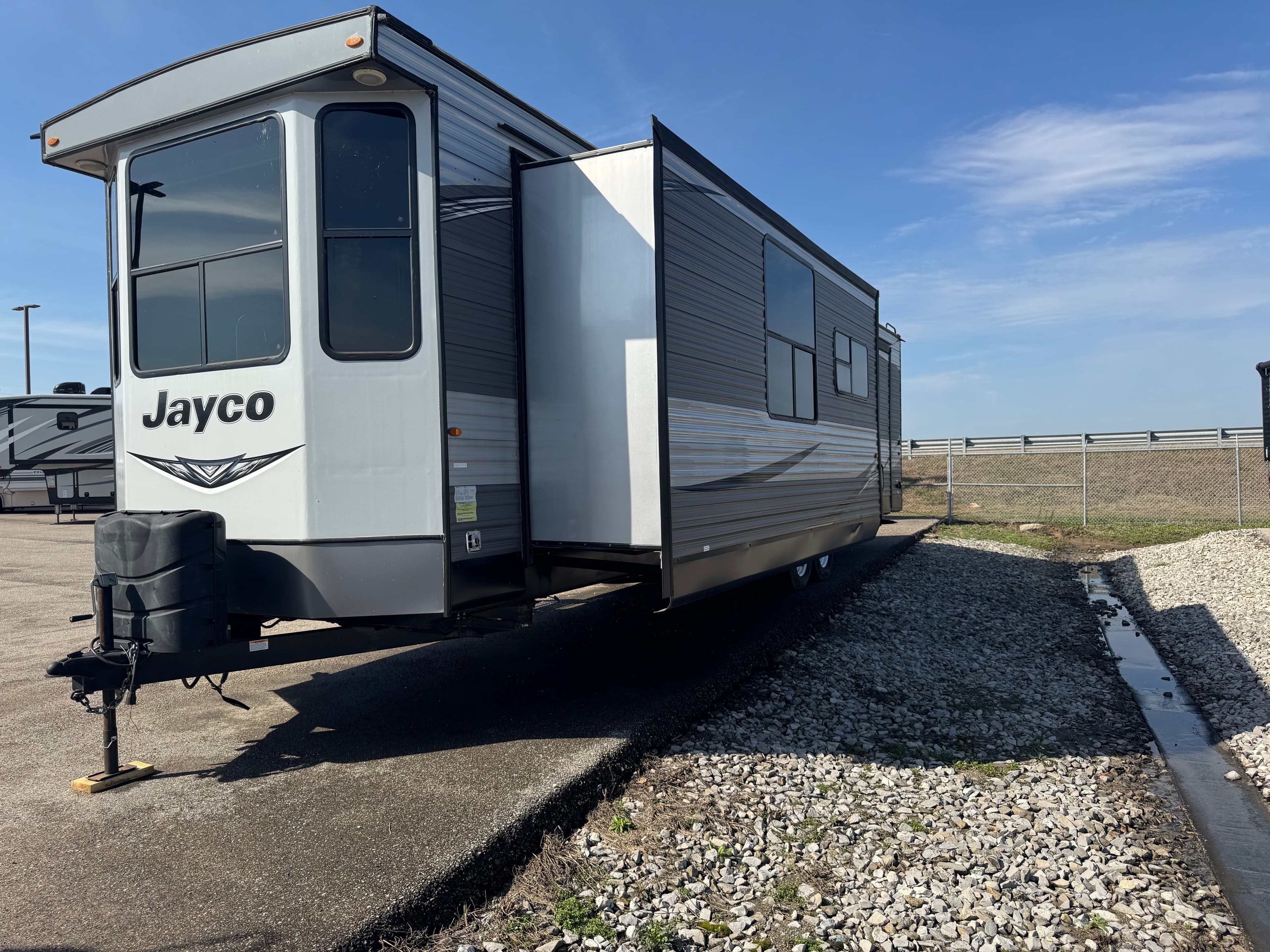 2021 Jayco JAY FLIGHT BUNGALOW 40FKDS