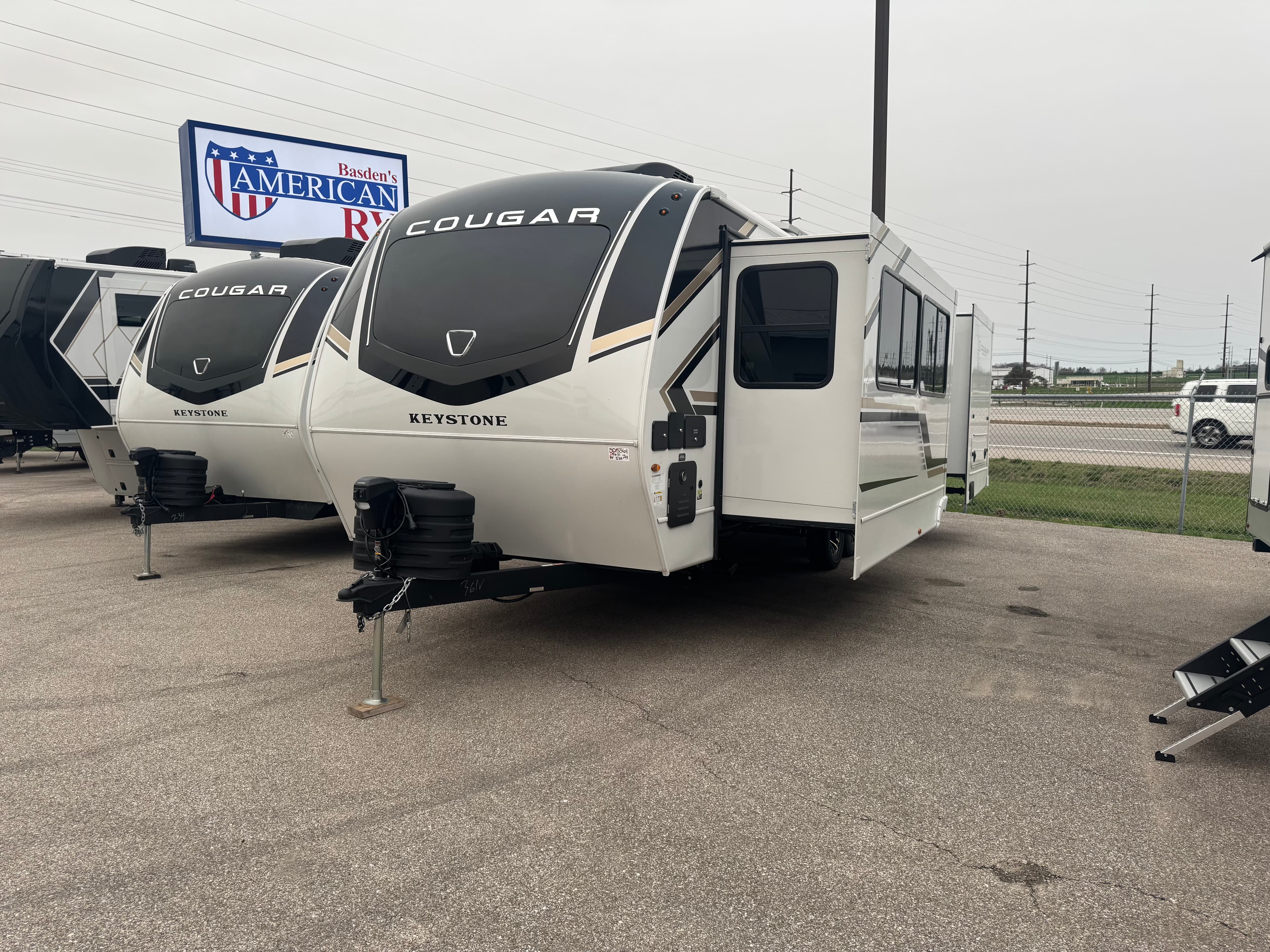 2026 Keystone COUGAR HALF-TON 25FKD