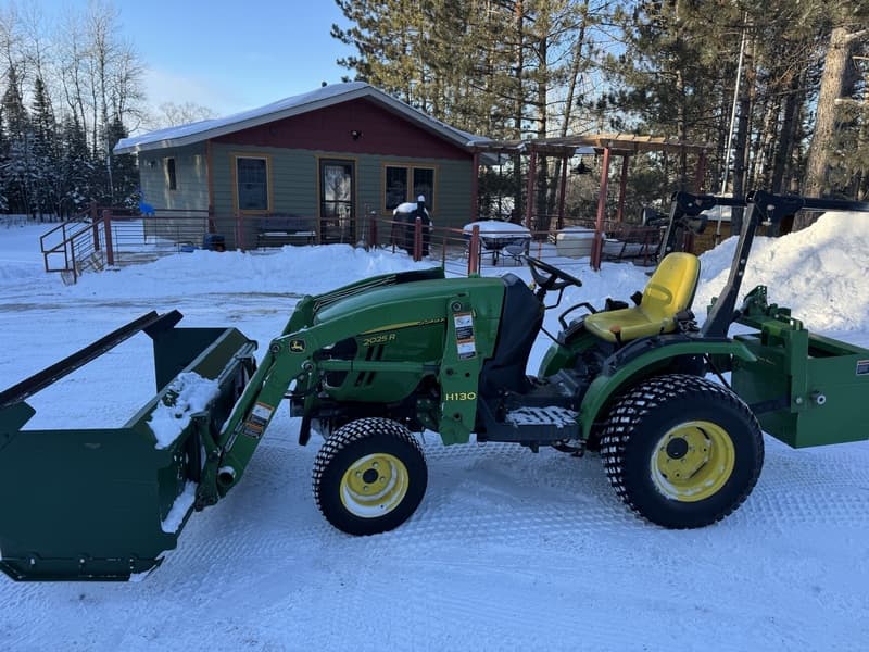 2014 John Deere 2025R