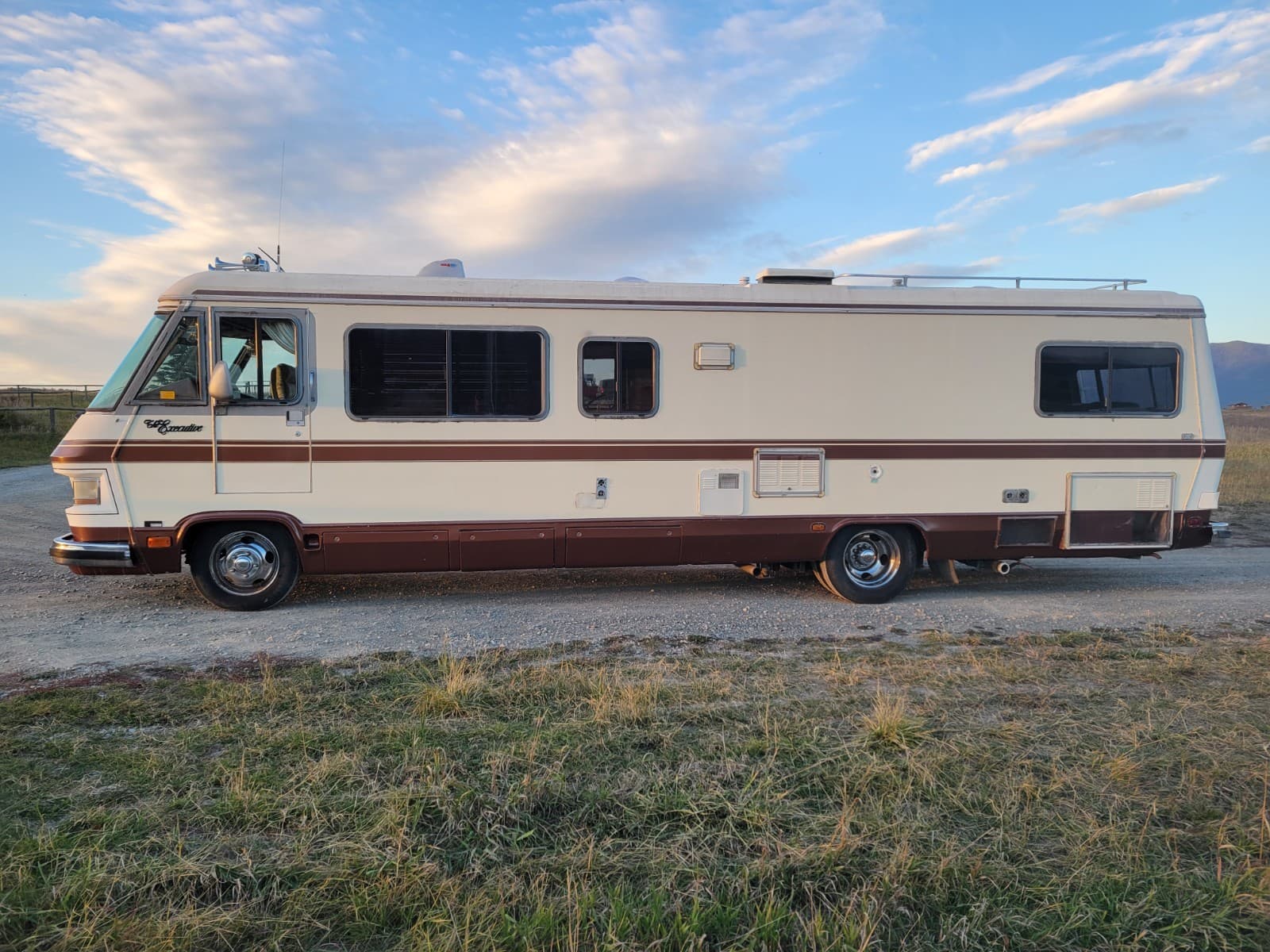 1984 Unknown RV