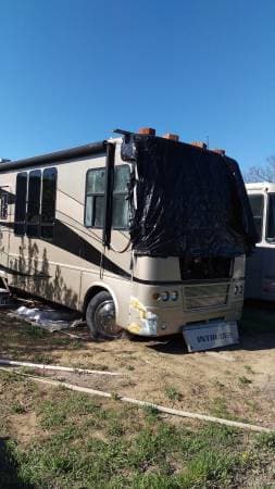 2006 Unknown DAMON INTRUDER 391 Motor Home -6000 miles- REPAIRABLE