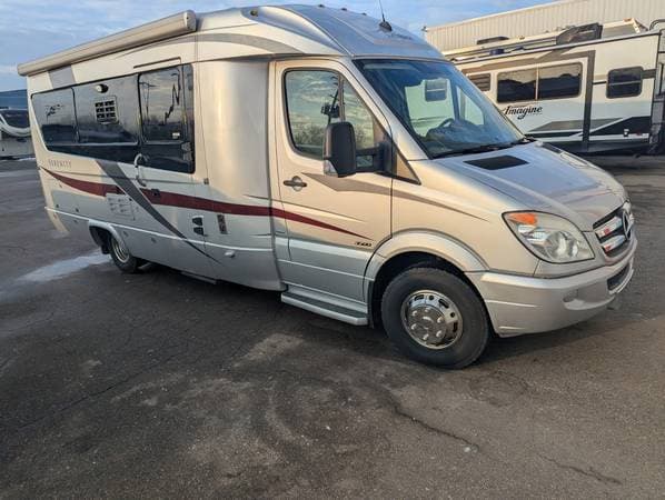2012 Leisure Travel Van Serenity S24CB 24'