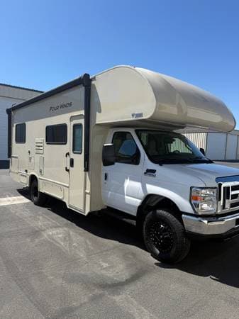 2020 Thor Four Winds 25V