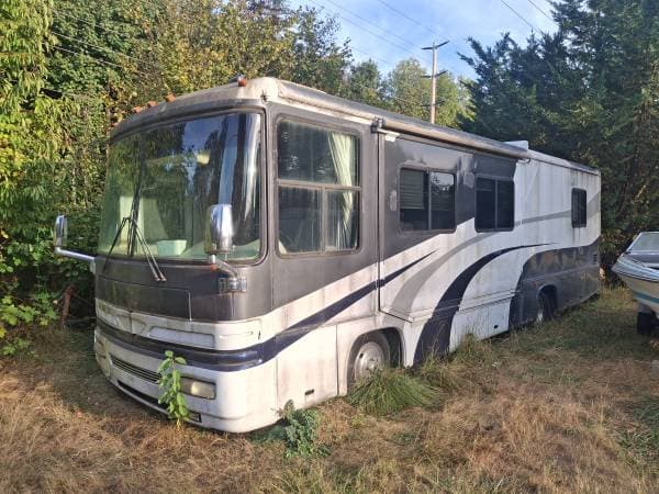 2000 Gulf Stream 33ft.