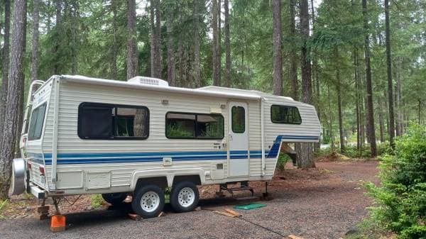 null null Alpenlite XL 24' (22+2)