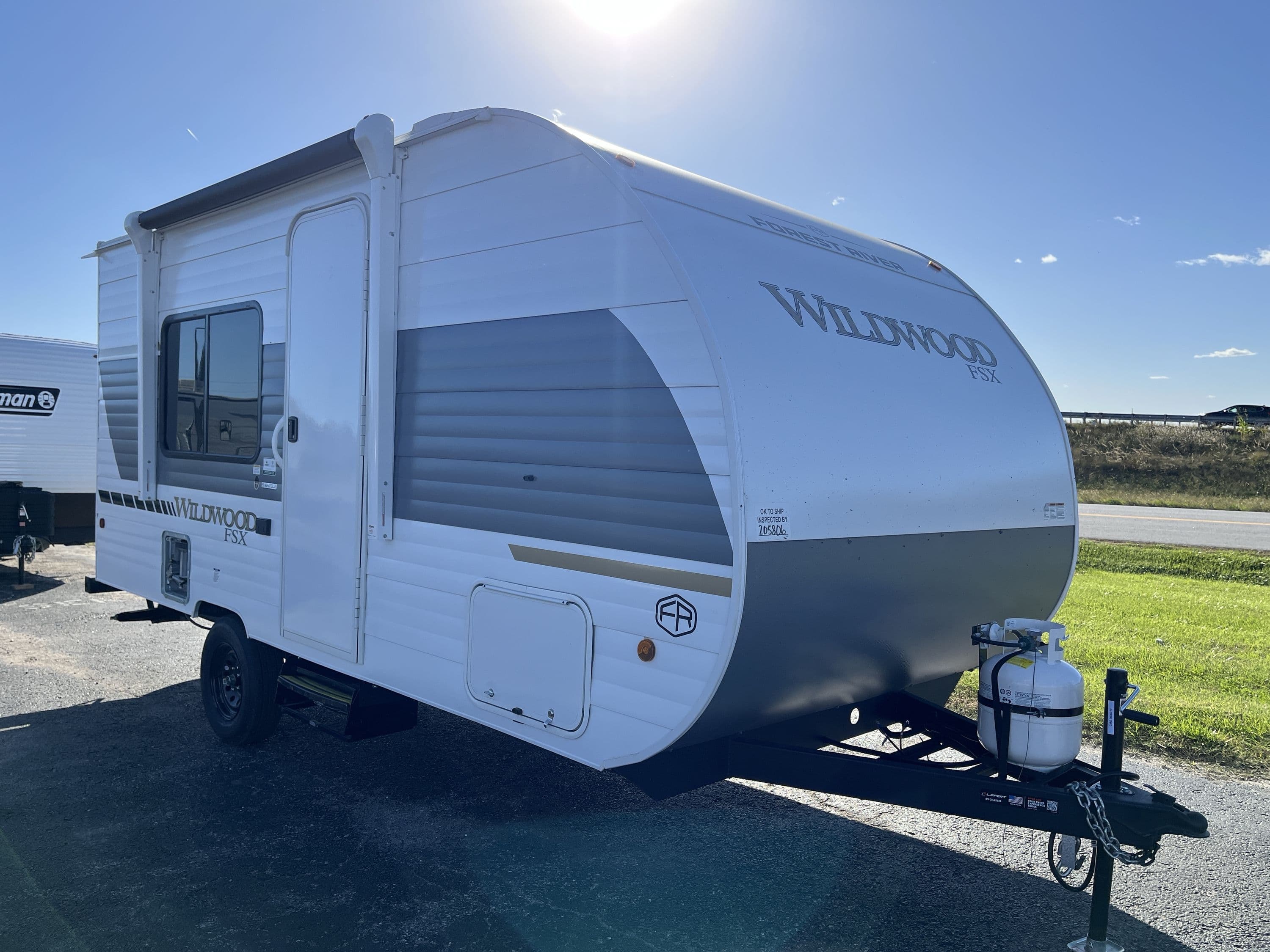 2026 Forest River Wildwood Fsx 164Fble