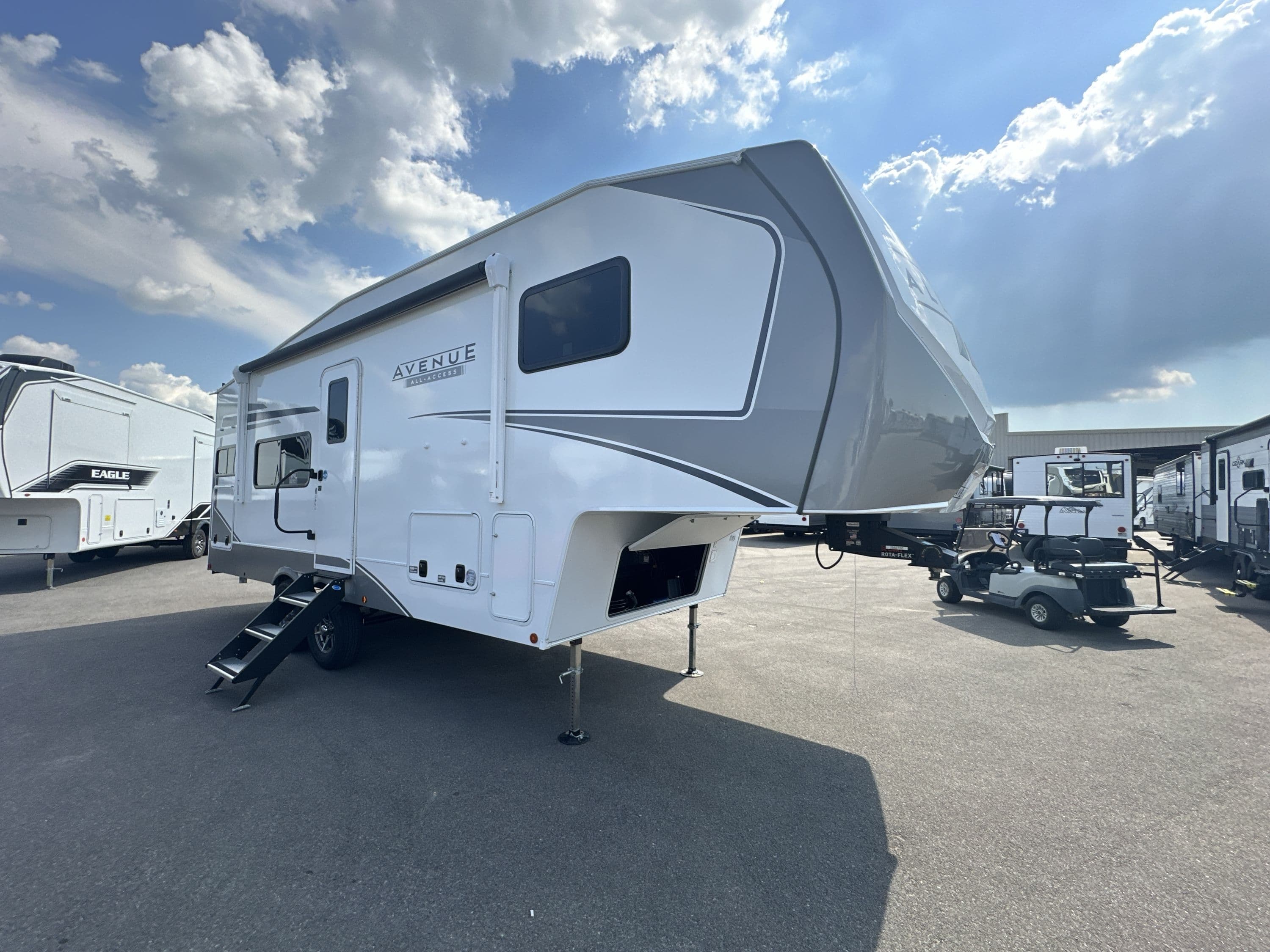 2026 Alliance Avenue 23Ml