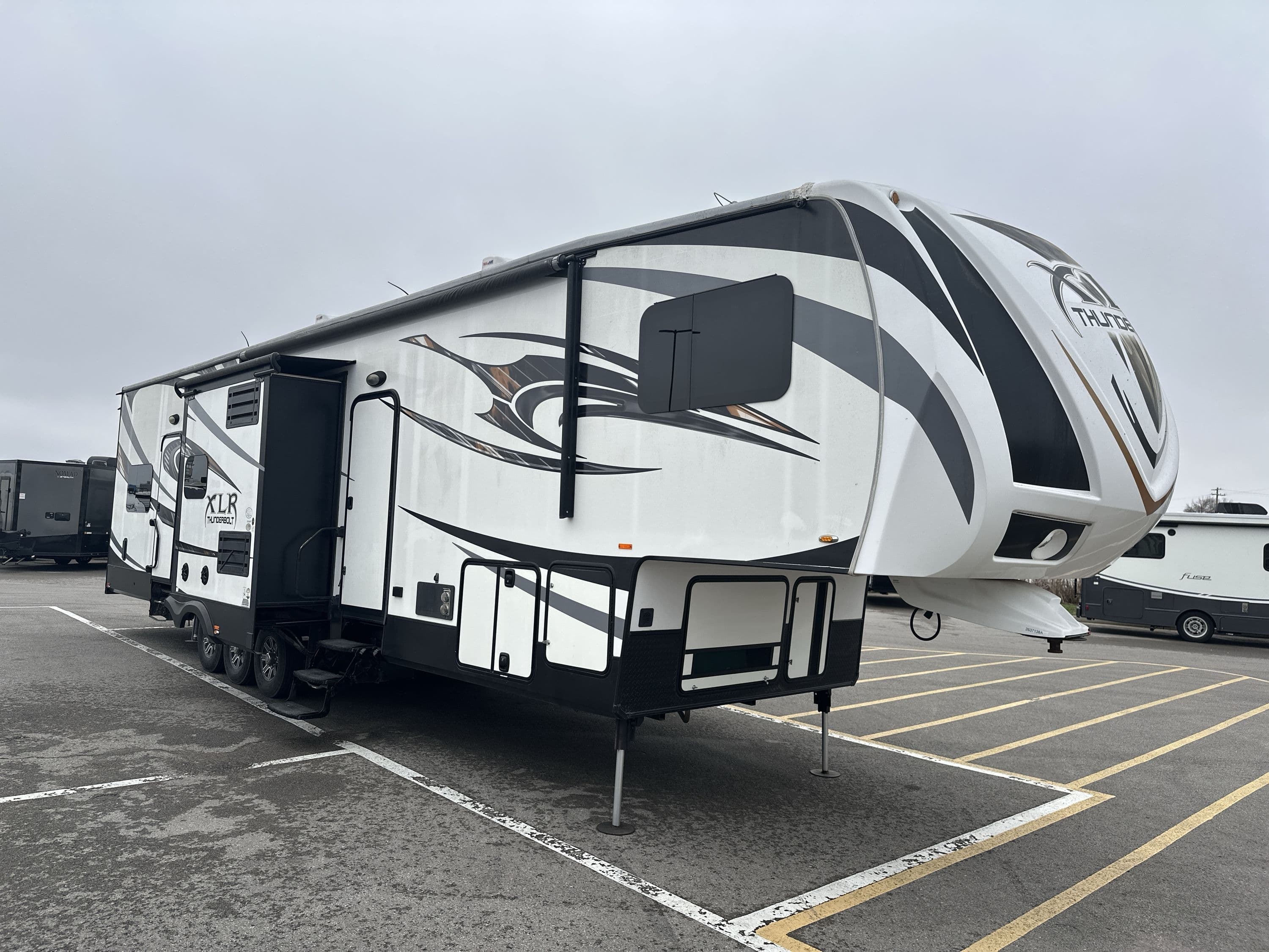 2015 Forest River Xlr Thunderbolt 395Amp