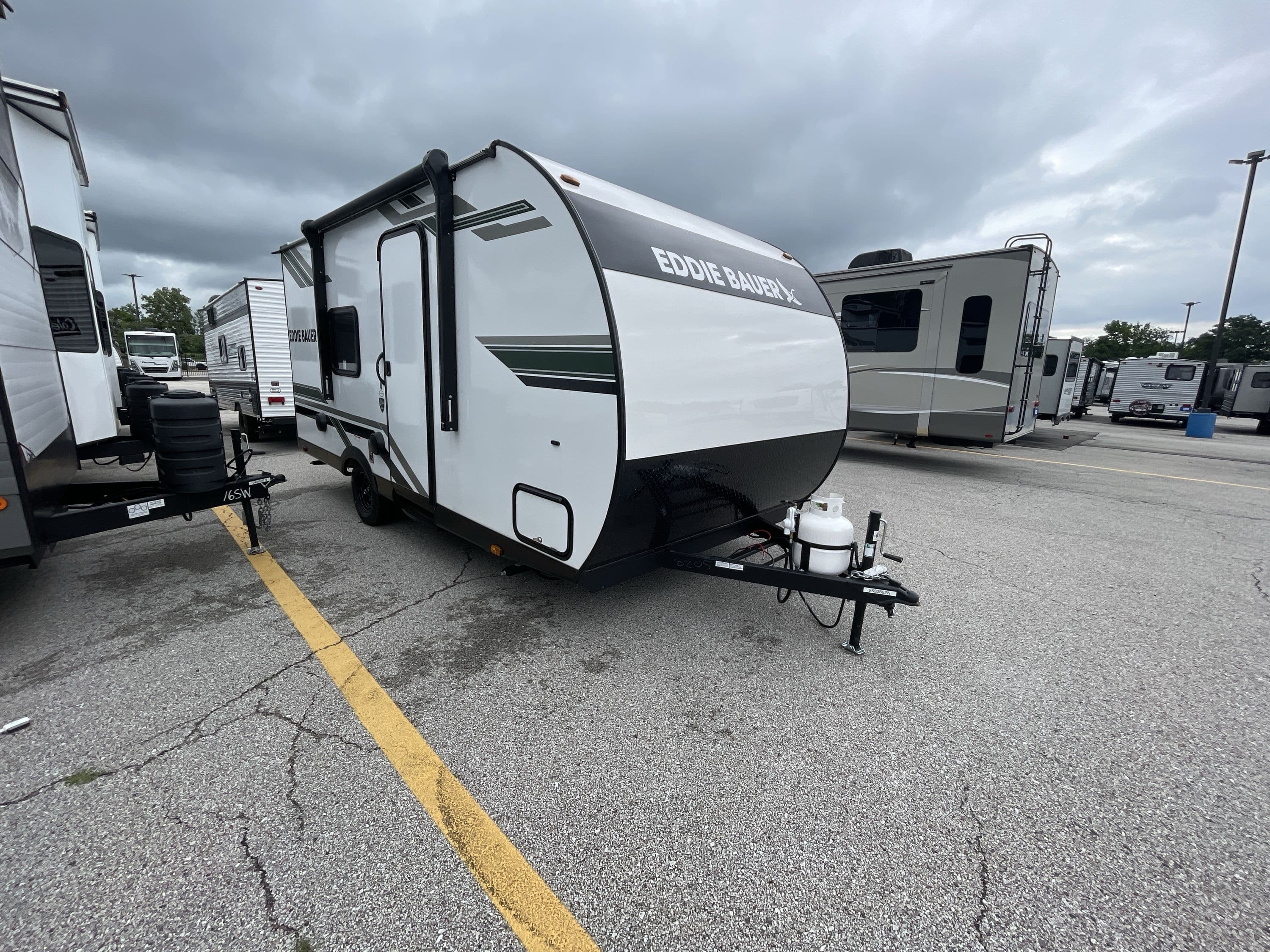 2025 Heartland Eddie Bauer 17Rb-L