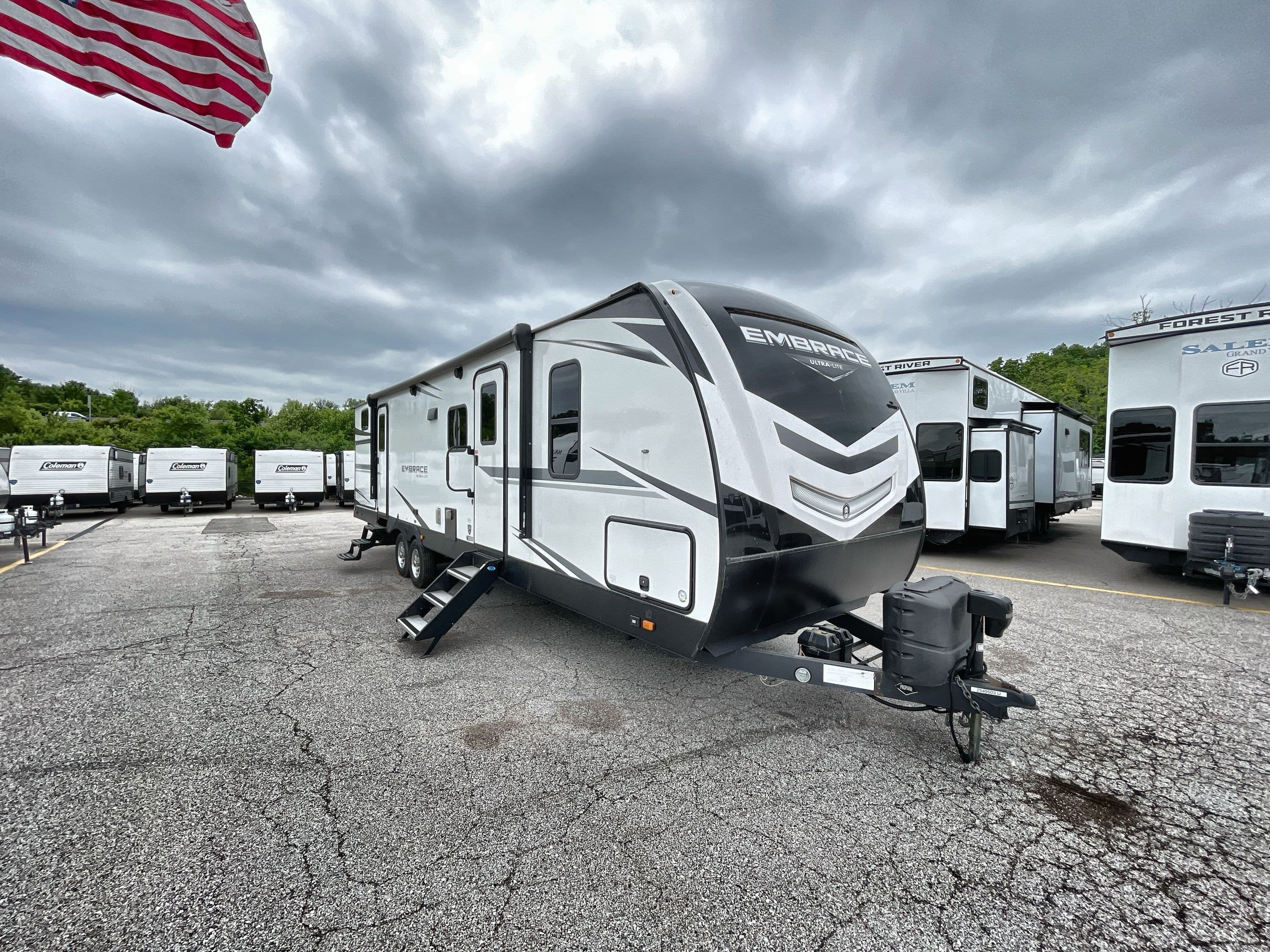 2022 Cruiser Rv Embrace El310