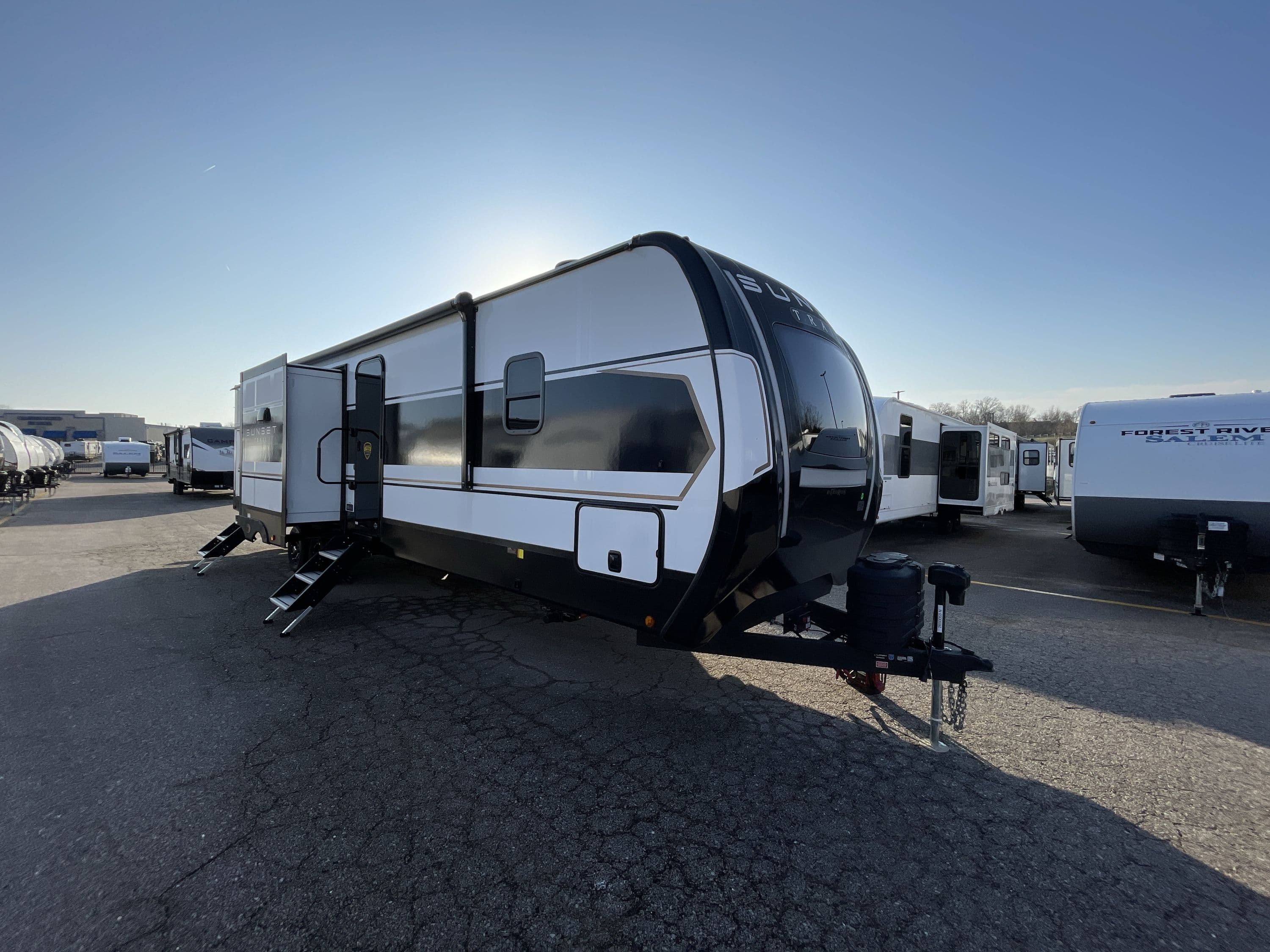 2026 CrossRoads Sunset Trail 331Bh