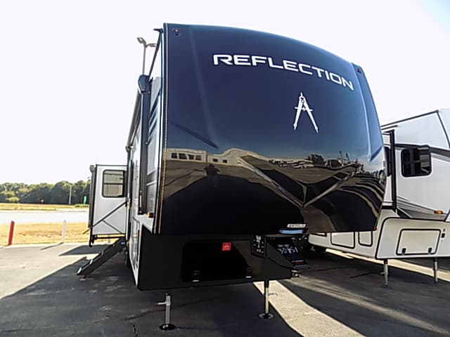 2026 Grand Design Reflection 337RLS Fifth Wheel with Queen Bed